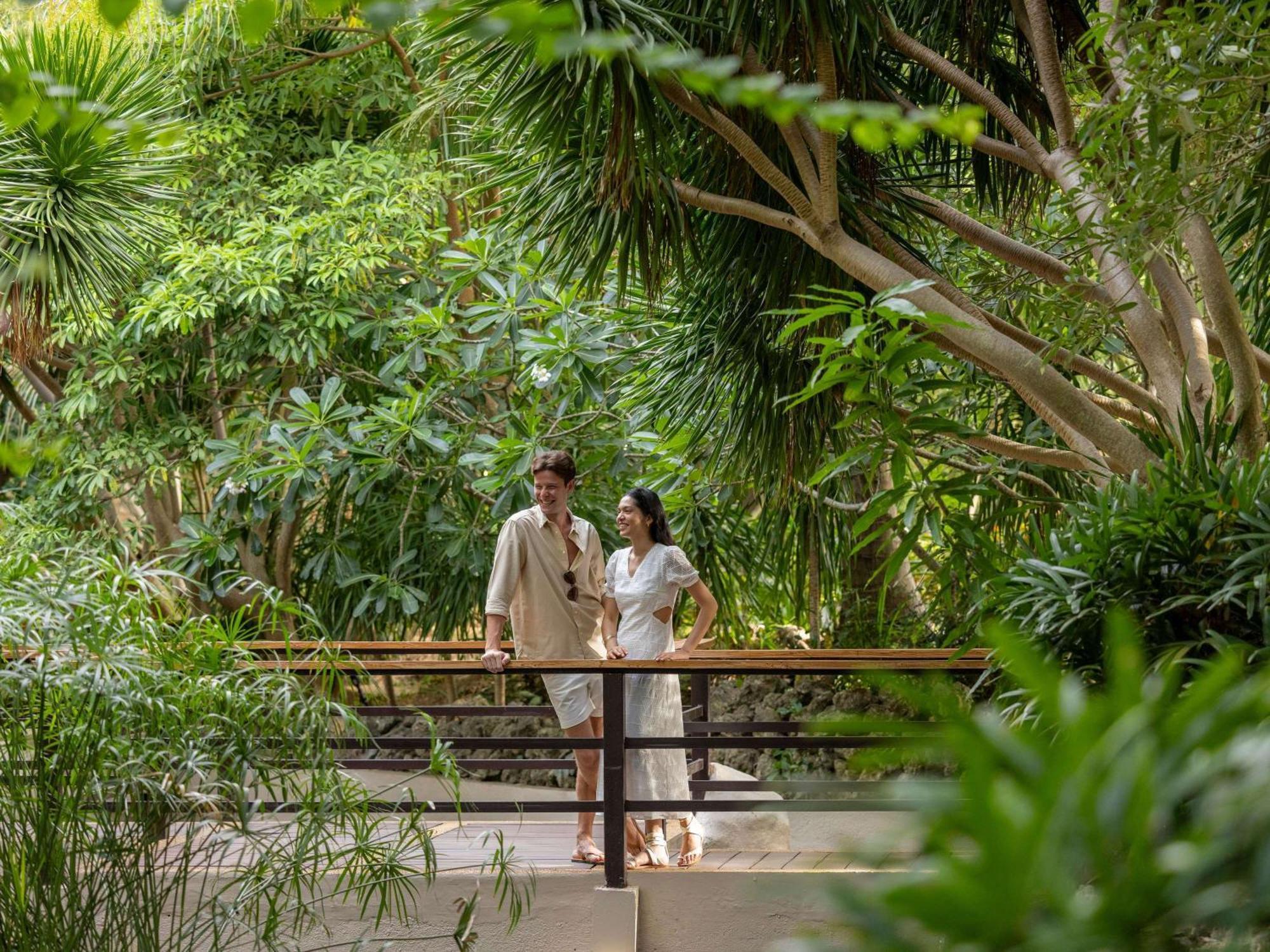 Movenpick Resort & Spa Boracay Yapak Exteriér fotografie The Banyan Tree Spa at Banyan Tree Phuket